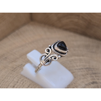 Echt zilveren ring met onyx 